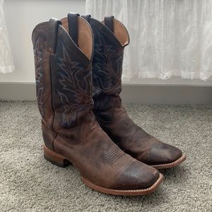 Cody James Men’s Brown Square Toe Cowboy Boots